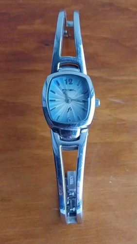 Fossil es-9748 quartz ladies/girls bracelet watch - working