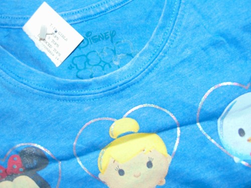 girl LOT 2 NWT t-shirt ~ Disney Tsum Tsum lip smacker reindeer cat MEDIUM 7 / 8 - Foto 4 di 8