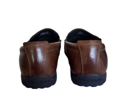 Cole Haan Men display picture 1