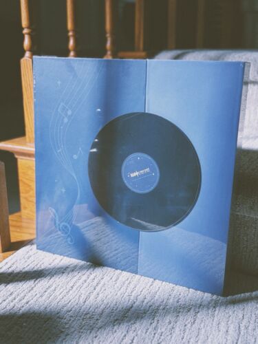 Genshin Impact Vinyl Record Gift Box - Picture 3 of 5