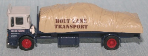 EXCLUSIVE FIRST EDITIONS 21601 1:76 LEYLAND FLAT BED LORRY HOLT LANE TRANS BOXED - Picture 2 of 15