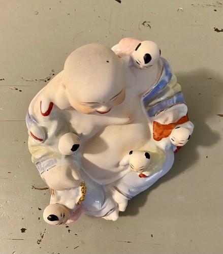 Vintage chinesischer Porzellan lachender Buddha mit fünf Kindern Figur Mid Century - Bild 7 von 8