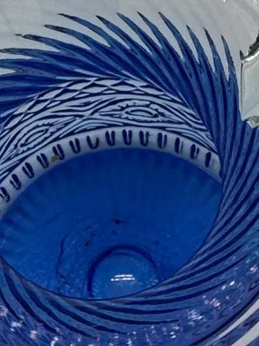 Pilgrim Glaskrug Kobaltblau mit appliziertem Henkel - Bennington Muster Vintage - Bild 7 von 9