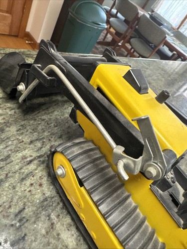 Vintage TONKA T-6 METAL Digger Front Loader Excavator Backhoe Toy With Tracks - Picture 10 of 17