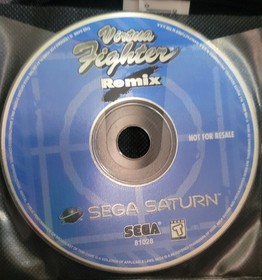 sega saturn bundle with 14 games, light gun, 4 controllers 