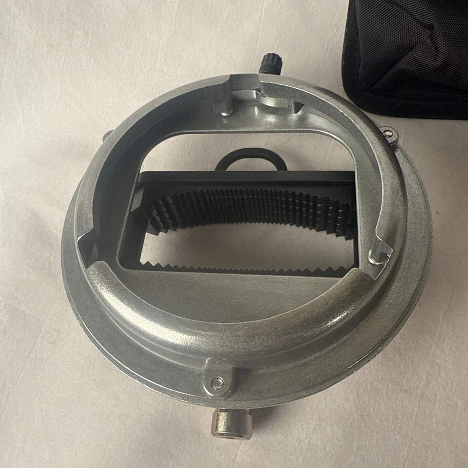 Phottix PH87308 Cerberus Multi Mount Holder with Bowens Speed Ring - Image 3 of 4