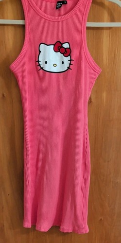 Vestido Shein x Hello Kitty and Friends Rosa Talla Pequeña  - Imagen 1 de 6