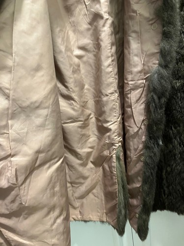 Ladies' Woman's Full Length AUSTRALIAN OPOSSUM FUR VEST, Med-Large Charcoal Gray - Picture 3 of 5