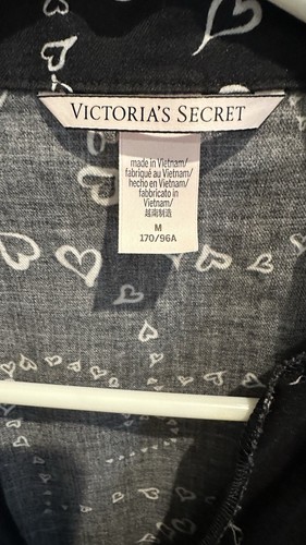 Victoria's Secret  Short Pajama Set Sz M - Black Swirl Hearts - Picture 4 of 11