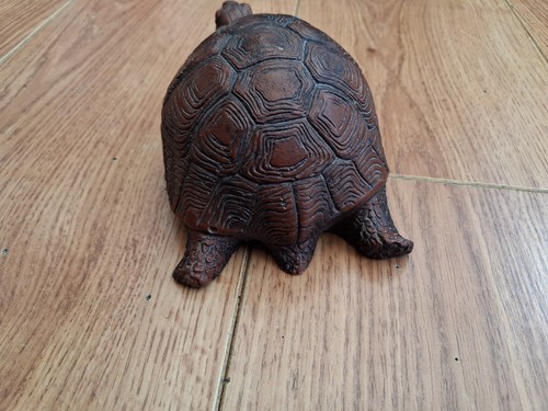 Estatuilla de tortuga de resina aspecto bronce detallado fundiciones priorarias vintage adorno - Imagen 8 de 12