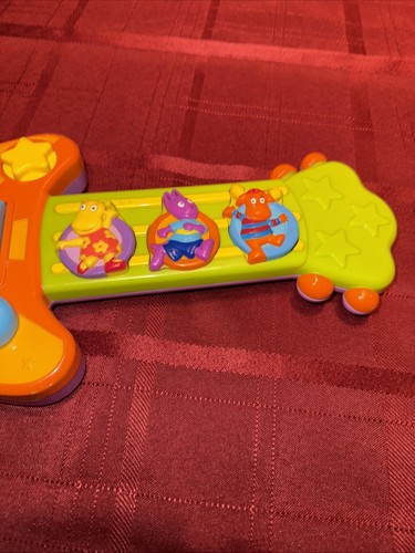 The Backyardigans Sing & Strum Toy Guitar 2006 Mattel Works Used B60 - Picture 3 of 4