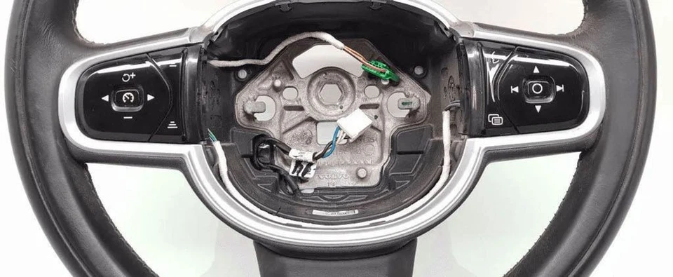 Volante Volvo S90, V90 2017 6274290  Foto 4 de 4