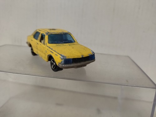RENAULT 18 TAXI YELLOW DESGUACE 1:60/apx 1:64 MAJORETTE 260 NO BOX - Imagen 3 de 7