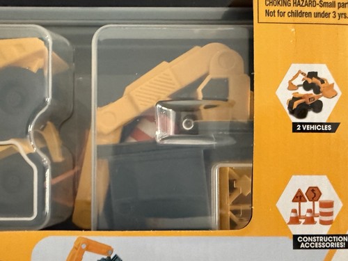 CAT Dig N’ Build Dirt Playset * 11 Realistic Construction Pieces * 021664834183 - Picture 7 of 11