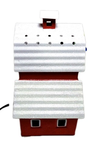 SCENTSY Wax Warmer COUNTRY CHRISTMAS Holiday RED BARN Farmhouse 2020 RETIRED - Picture 3 of 4