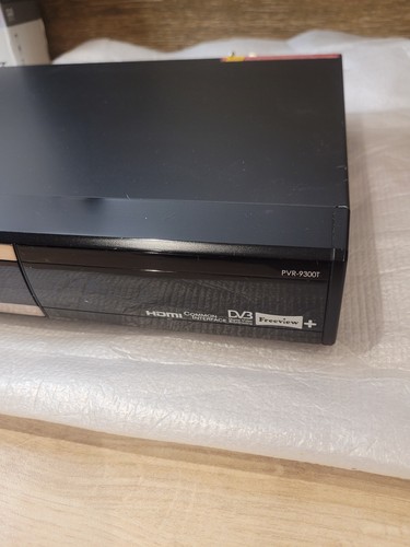Humax Recorder Box PVR-9300T Freeview+ 320GB Twin Tuner Digital TV Boxed Remote - Bild 14 von 21