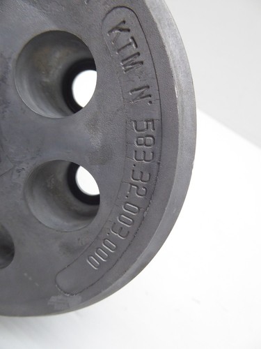 KTM 620 LC4 EGS-E Pressure Cap 58332003000 - Picture 2 of 3