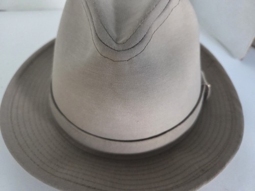 Vtg Harvard Beige Fedora Hat Custom Tailored Men's Size 7 1/8 Button Detail - Picture 7 of 16