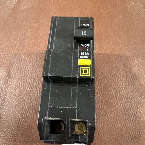 Square D QO215GFI 2 Pole 15 Amp 120 240VAC Plug In GFCI GFI Circuit Breaker - Picture 2 of 10