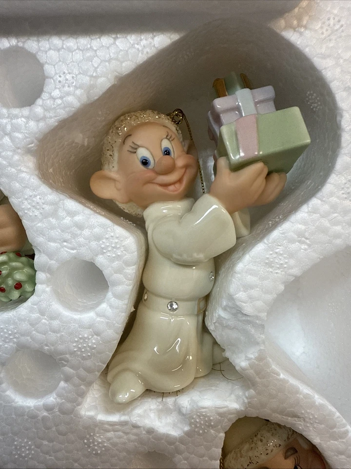 NIB Lenox Disney Snow White and the Seven Dwarfs Ornament Collection Complete - Image 3 of 4