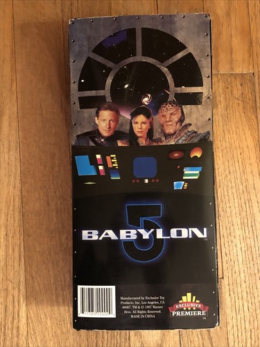 Babylon 5 | Action Figure | Captain Sheridan | Exclusive Premiere Limited Ed. - Picture 3 of 9