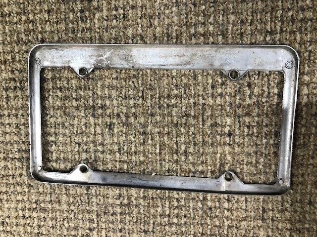 Marco de matrícula de metal de aluminio para distribuidor LARRY TIRRENO Westport Connecticut Foto 4 de 4