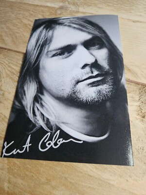 CURT KOBAIN / NIRVANA - Repro-Autogramm - ca. 10x16 - (683)