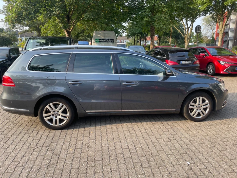 Auto  - Bild 3 von 4