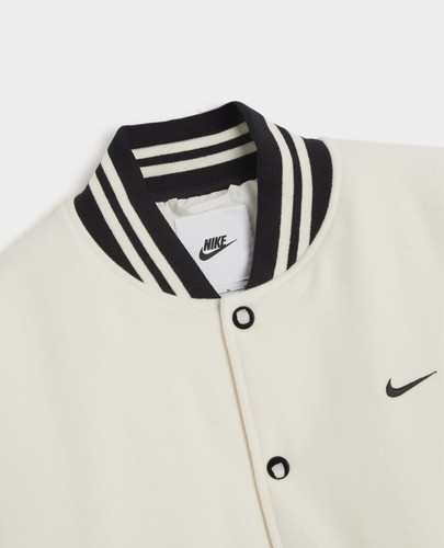 NIKE AUTHENTIC VARSITY JACKET SAIL BLACK FD7845-133 SIZE Large NEW - Picture 4 of 7