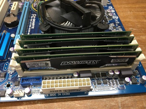 Gigabyte GA-Z77M-D3H-MVP Mobo Intel HDMI i5-3470 Crucial Ballistix Sport 16 GB - Imagen 15 de 18