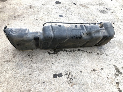 2015-2019 CHEVROLET SUBURBAN TAHOE FUEL GAS TANK RESERVOIR OEM. - Picture 12 of 15