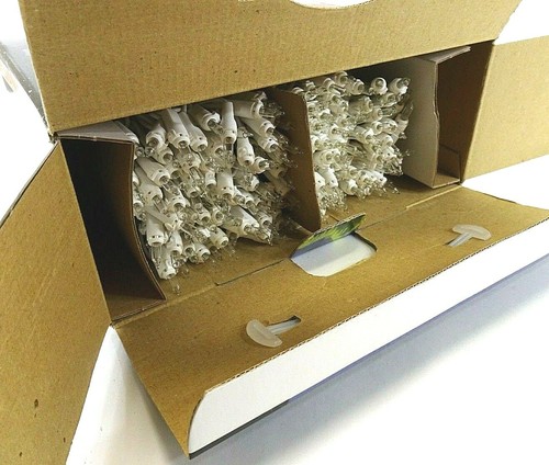 NIB Sylvania Add-A-Set 300 Icicle Christmas Lights Clear Bulbs 29’ White Wire - Picture 6 of 7