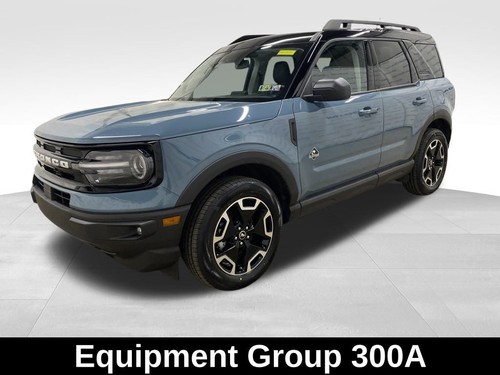2023 Ford Bronco Outer Banks - Picture 3 of 12