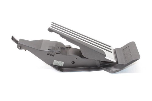 2015 INFINITI Q60S V36 COUPE #268 A/T ACCELERATOR GAS PEDAL