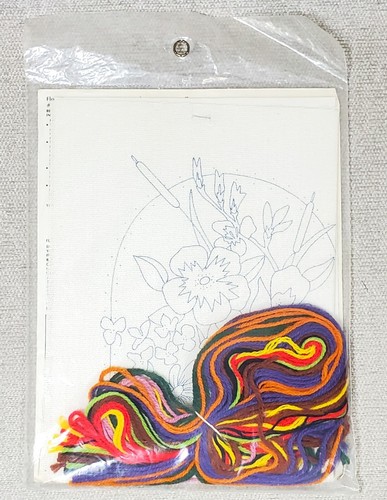 KIT BORDADO CREWEL CREWEL FLORS Creative Stitchery 2301 nuevo en paquete Vogart vintage - Imagen 5 de 5