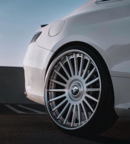 2015 Mercedes-Benz S-Class 63 AMG - Picture 10 of 12