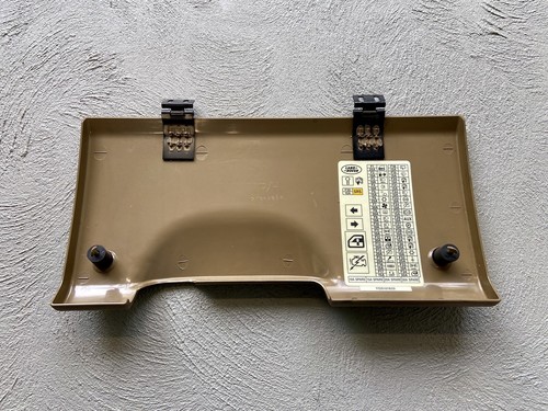 Land Rover Discovery 2 Td5 Under Dash Fuse Box Cover - Picture 2 of 2