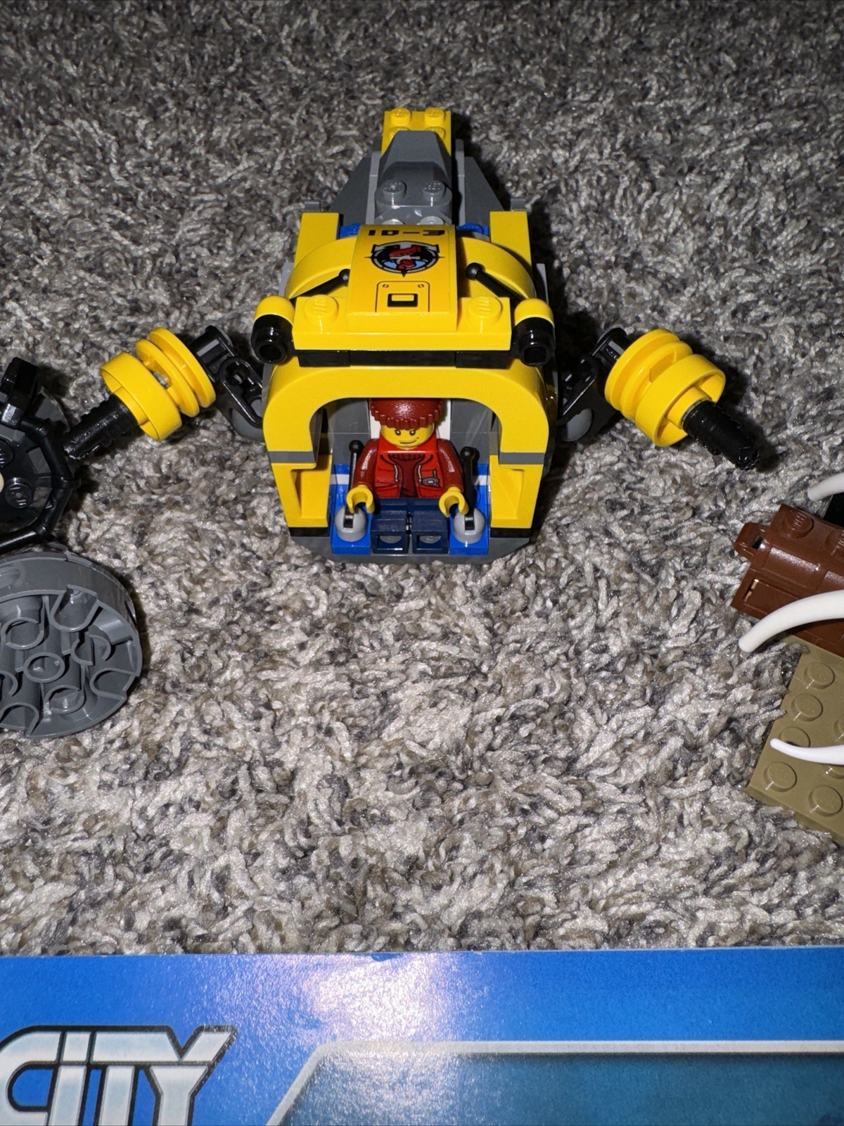 Picture 2 of 4