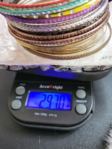 Vintage Posten 21 Metall Armreif Armbänder mehrere Farben verschiedene Breiten und Stile  - Bild 12 von 12