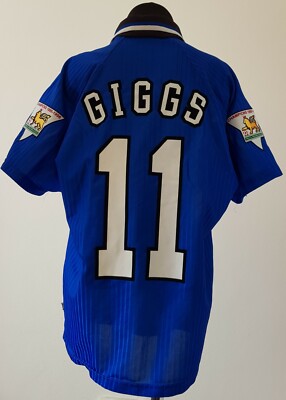 UMBRO マンチェスター・ユナイテッド GIGGS 11 Mサイズ GIGGS #11 MANCHESTER UNITED HOME FOOTBALL SHIRT 1996 - 1998