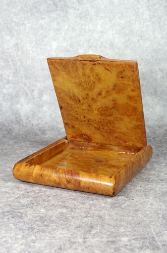 Russian karelian birch cigarette case with imperial two-headed eagles. Russia - Imagen 11 de 12