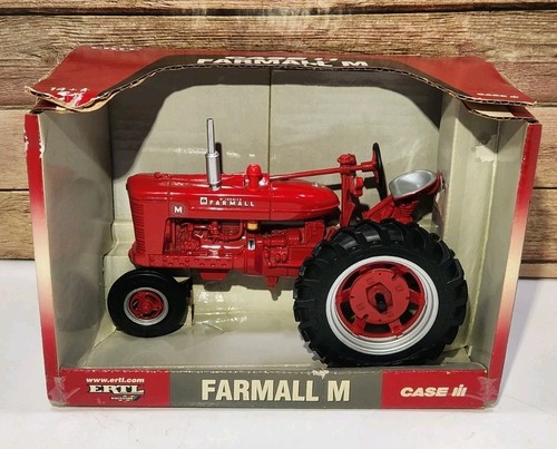 Ertl Farmall M Farm Tractor McCormick MCI Case 1/16th scale die-cast NIB 14524 - 第 1/12 張圖片
