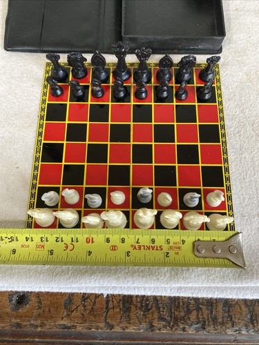 Vintage Travel Mate Small Pocket Games Compendium Chess / Draughts & Cards - Picture 5 of 10