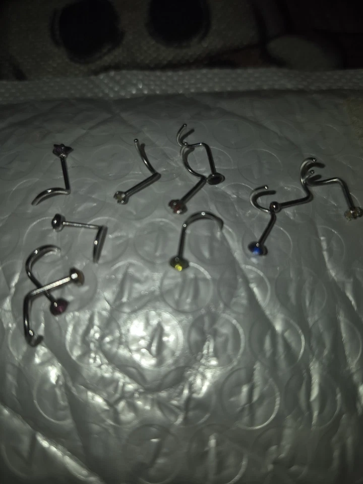 Lote de 16G Joyería Piercing Vientre, Cejas, Labios, Orejas 20G Micro Gema Nariz Anillos Foto 4 de 4