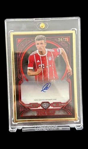2017/18 Topps Museum UCL Thomas Müller /25 Auto Red Gold Frame