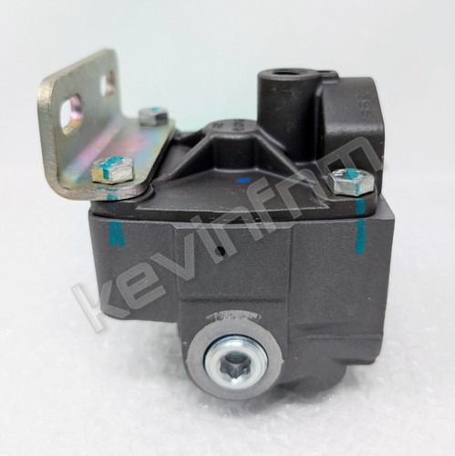 NUEVO *GENUINO* Válvula de relé Wabco® 9732981450 para vehículos comerciales - Imagen 7 de 10