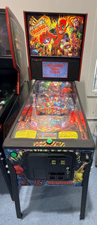 Stern Deadpool Premium Pinball Machine