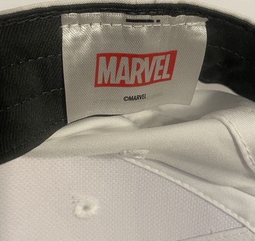 Gorra de béisbol de golf Dri-Fit Dri-Fit blanca de Disney Nike Marvel Avengers 2024 - Imagen 6 de 8