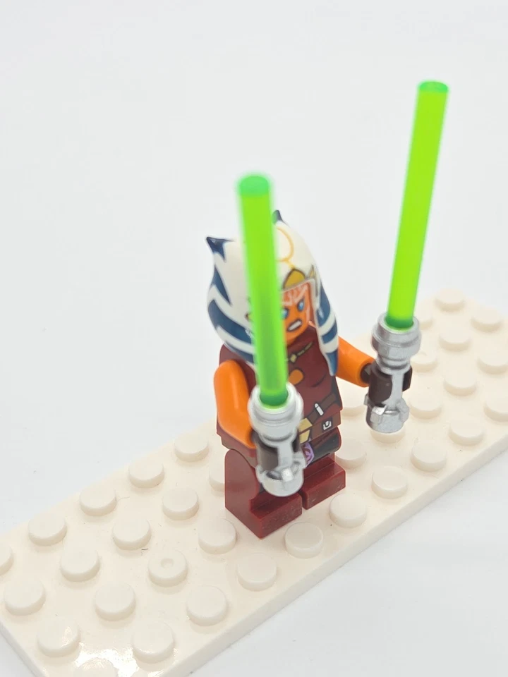 LEGO NUEVO Auténtico Star Wars Ahsoka Tano (Padawan) (1x) 75401 Minifigura Foto 2 de 4