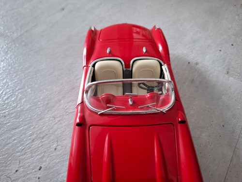 Chevrolet Corvette Spider, 1957, rossa, resistente alla strada - Foto 8 di 23